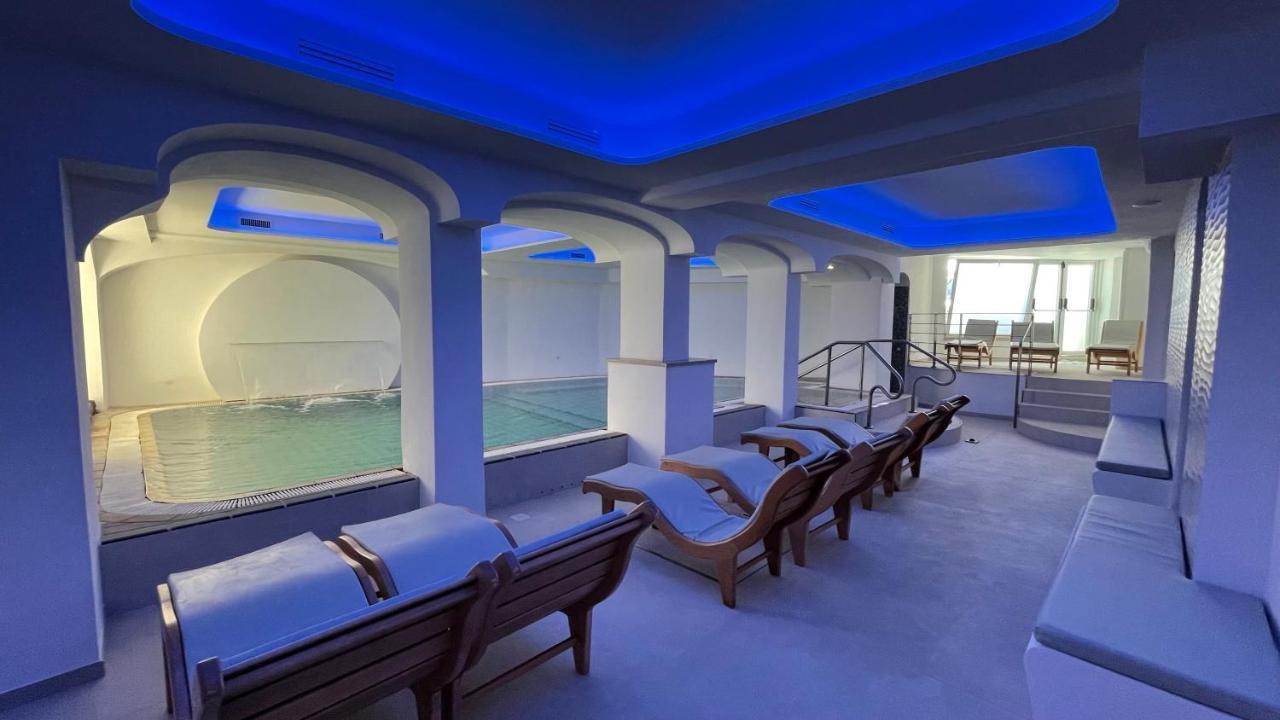 Hotel Villa Sirena - Thermae & Spa イスキア島 エクステリア 写真